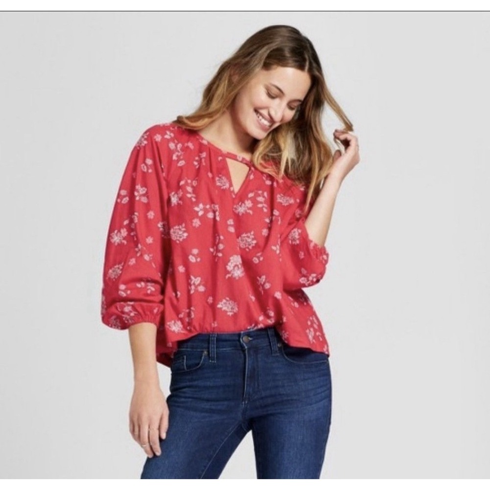 Universal Thread Red Floral Keyhole Neck Boho Blouse XL Long Sleeve Relaxed Top